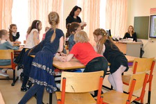 Весенний праздник в начальной школе (07.03.2023, частная школа «ЛАД»)