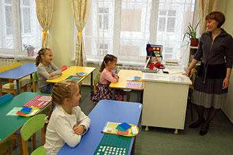 открытое занятие по грамоте (частный детский сад «ЛАД», Москва, 2016)