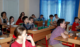 Занятие по теме «Воздух» в частной школе «ЛАД» (Москва, 2016)