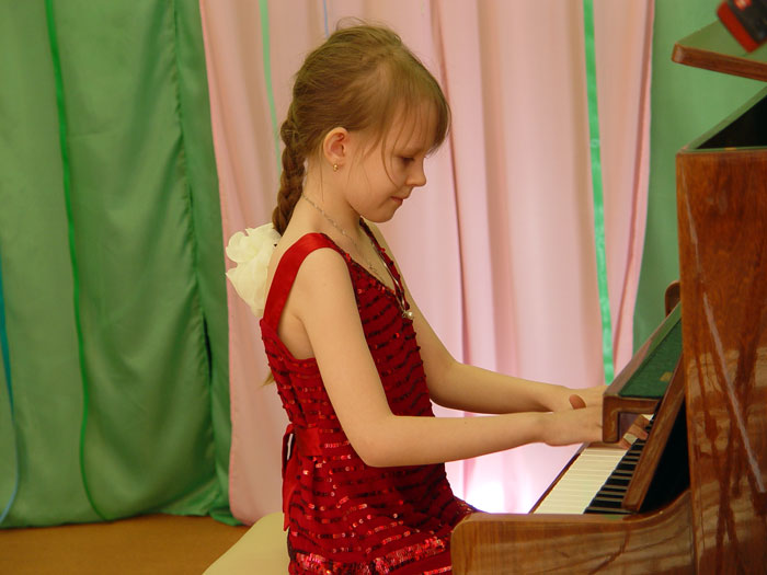 Фортепианный концет в частной школе ЛАД (2020)