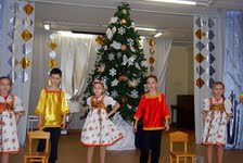 Новогодний праздник в начальной школе (2021)