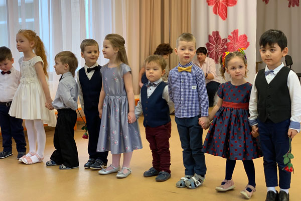 Праздник «8 марта» в детском саду